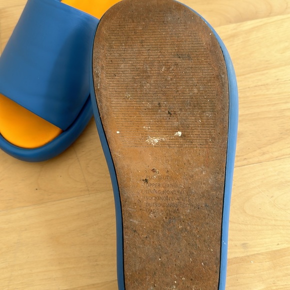 Gorman comfy, padded, fun, colourful, chunky slides. Size 10 - Picture 4 of 6